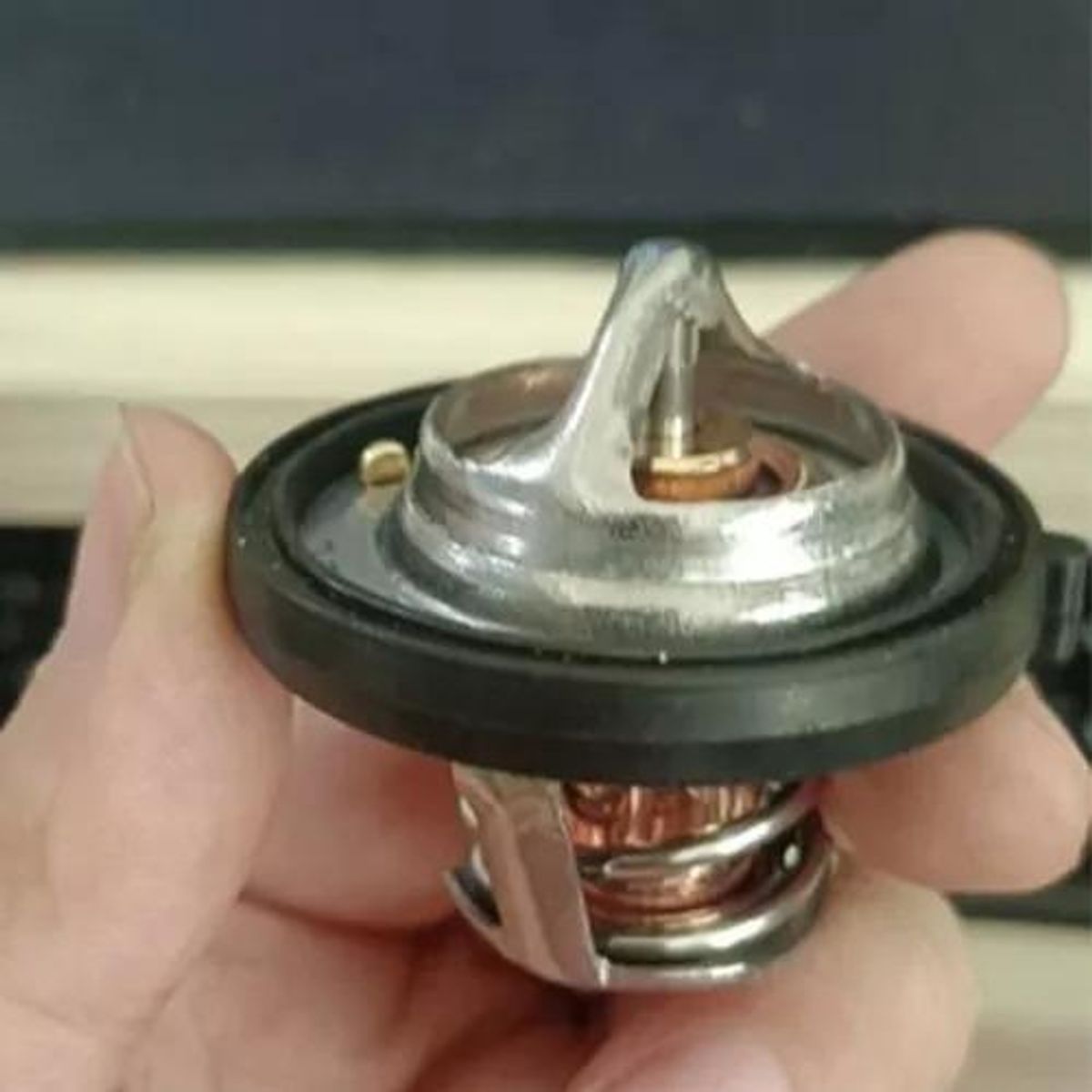 GENERICO - Termostato 82°C Compatible con Ford Fiesta 16 2011-2020