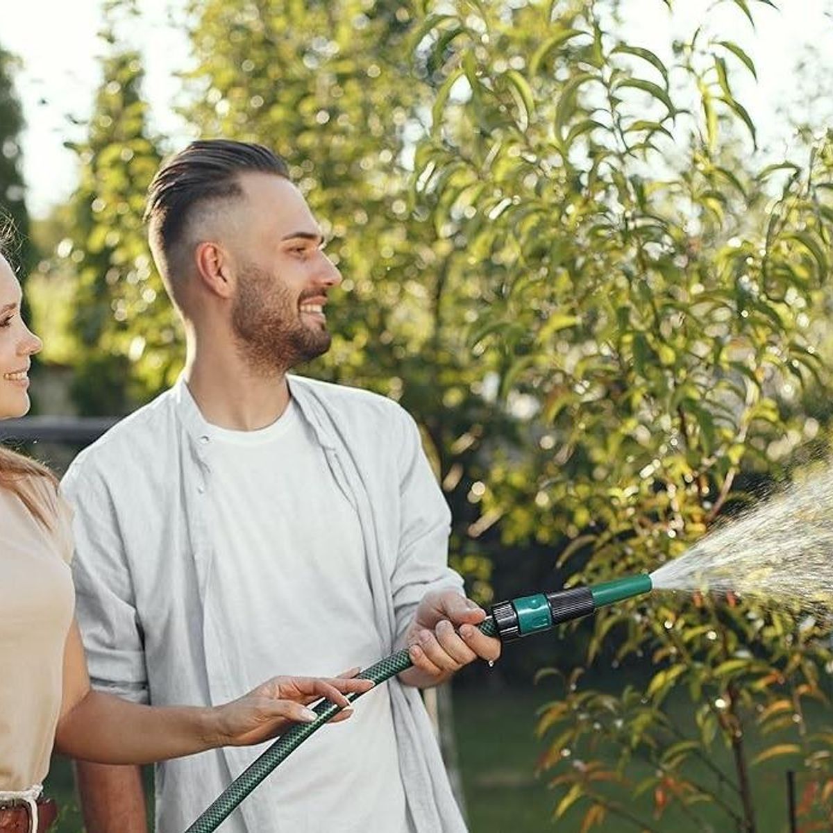 GENERICO - Manguera Reforzada de Jardín 30 Metros con Acoples Incluidos