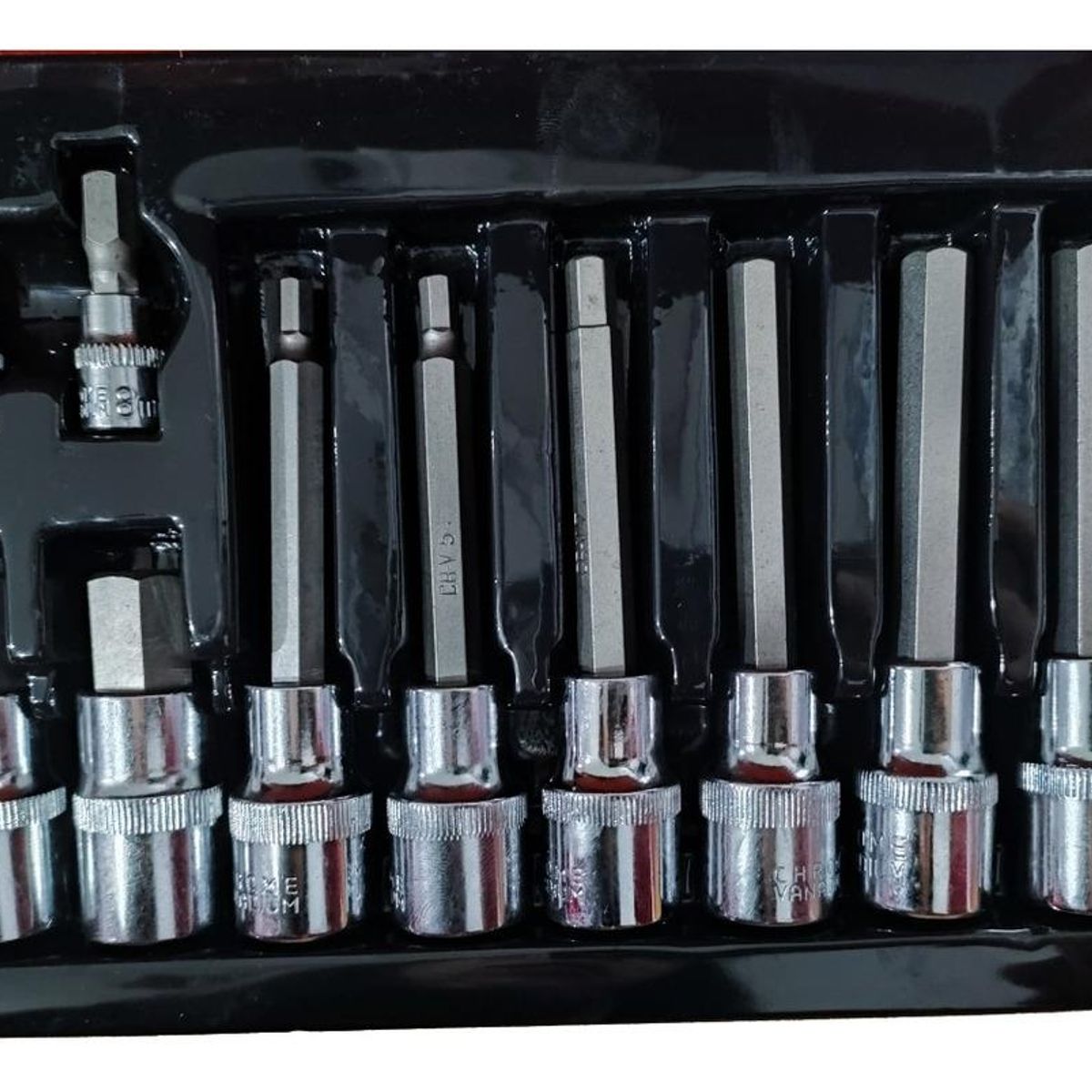 GENERICO - Set de Dados Allen 18 Piezas en Caja Metálica