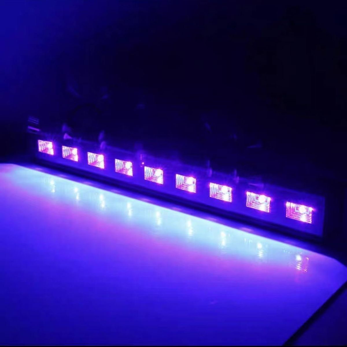 GENERICO - Luz LED UV Negra de 18 LEDs de 3W para Fiestas