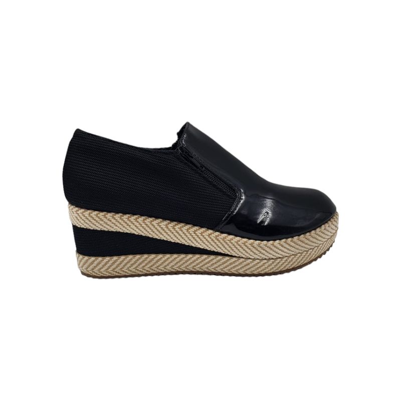 HERIEL - Zapato Panchita Negro Plataforma Charol