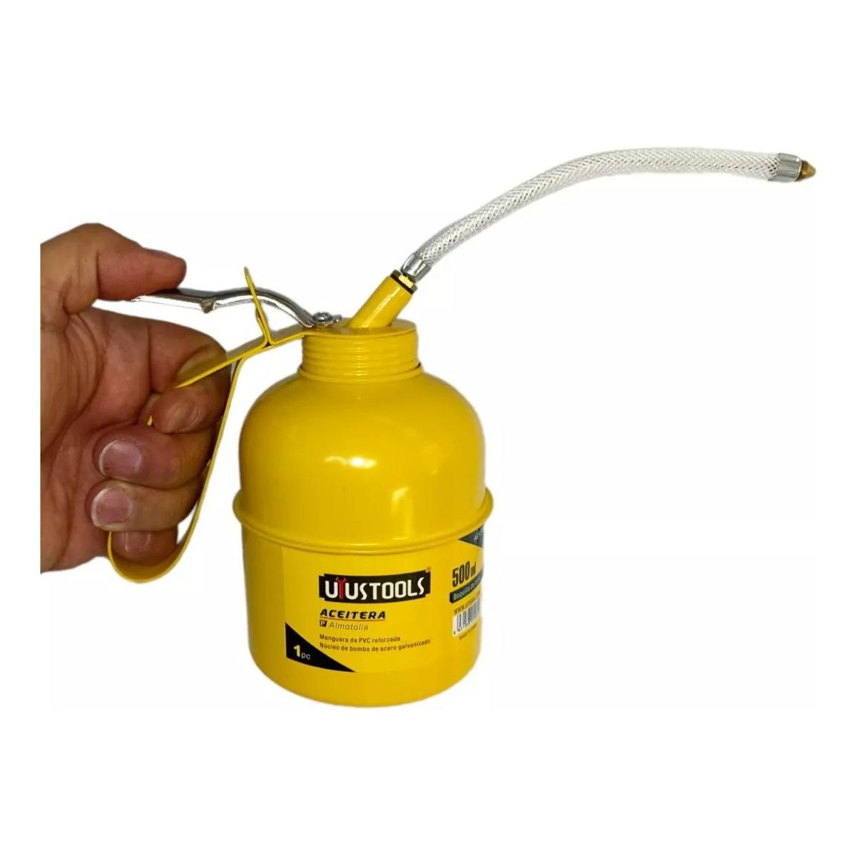 GENERICO - Aceitera Manual Metálica con Manguera Flexible 500cc Profesional