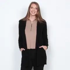 WADOS - CHALECO MANGA LARGA CON CAPUCHA Y BOLSILLOS