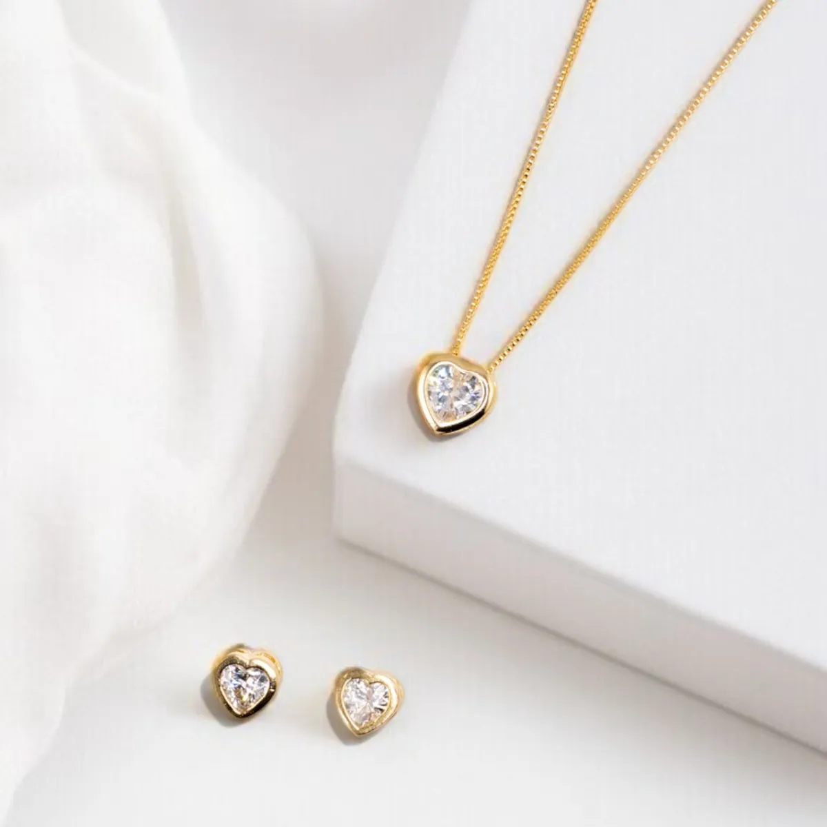 JOYAS MONTERO - Conjunto Vanesa Gold Con Circon Blanco