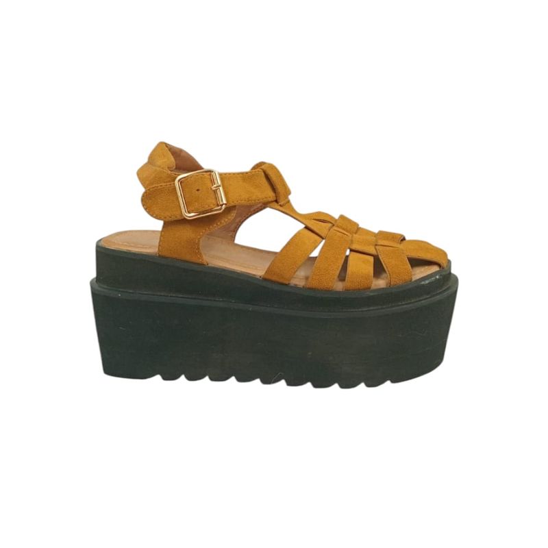 HERIEL - Sandalia Camel Plataforma Mujer.