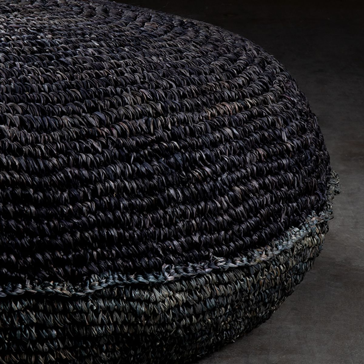 DECOMUEBLES - Cojin Palau Redondo Negro 100 * 30