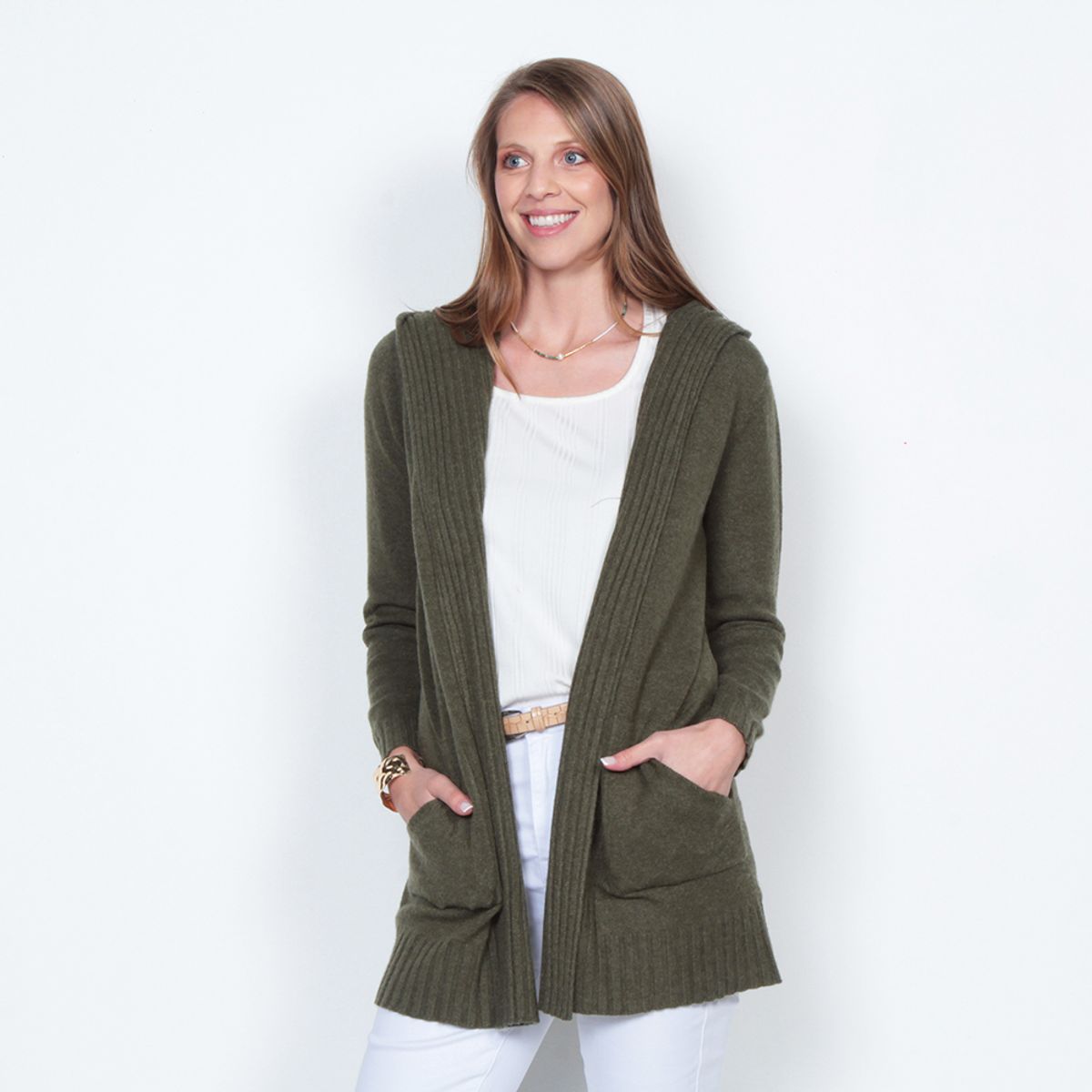 WADOS - CHALECO MANGA LARGA  CON CAPUCHA Y BOLSILLOS