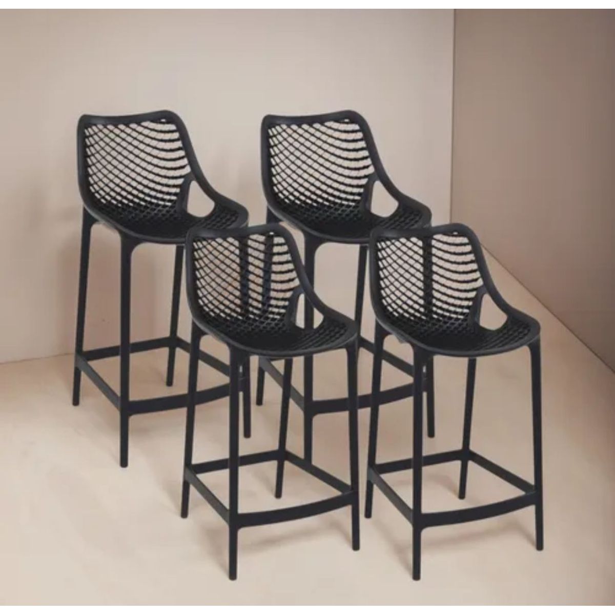 HABITA2 CHILE - Pack 4 Taburete piso de Bar City 65 cm Polipropileno - Negro