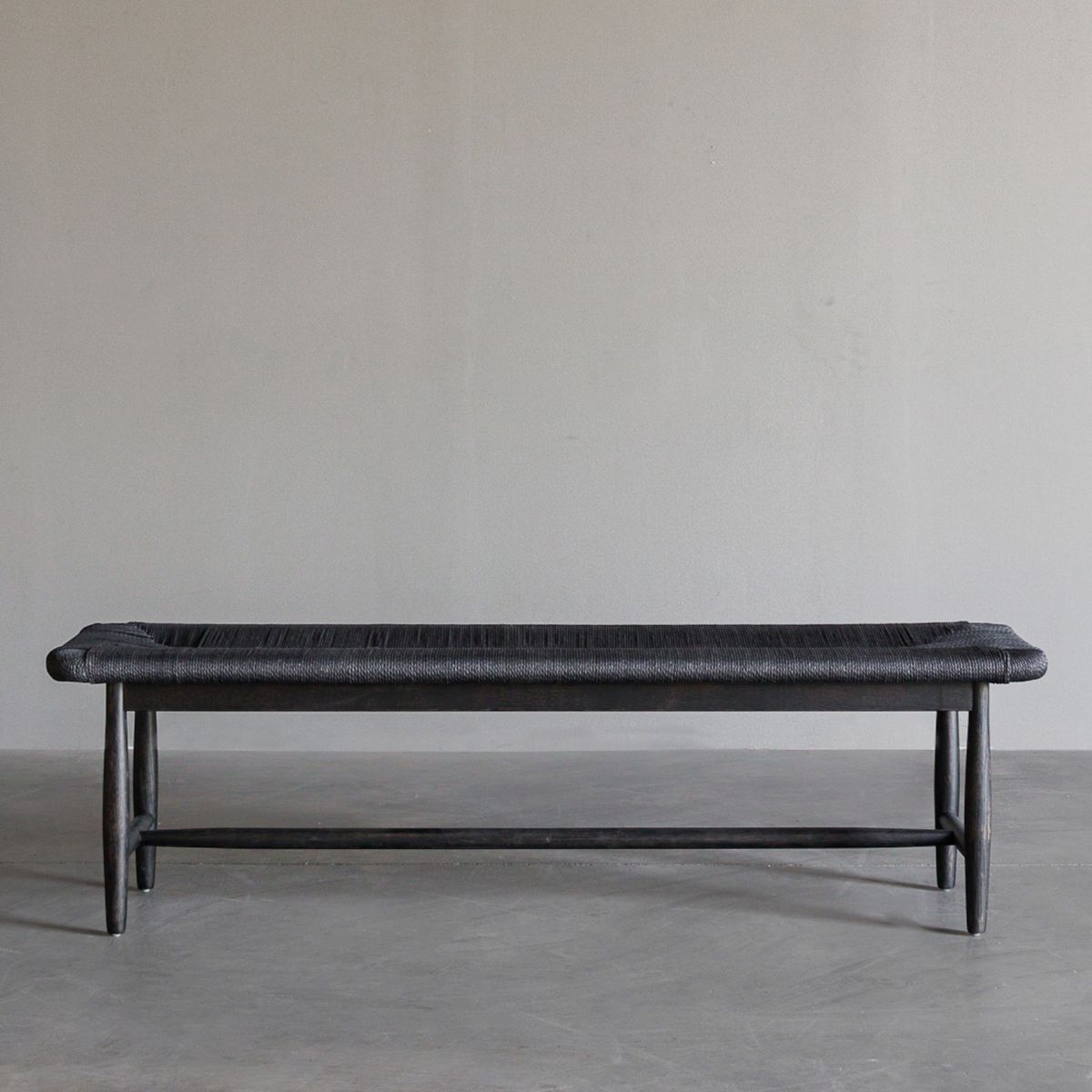 FORASTERO - Banqueta Amoblé Negra Forastero