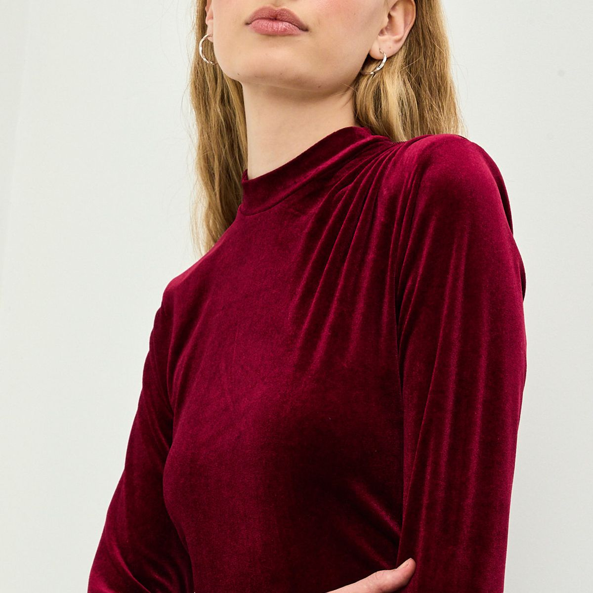 IO - Vestido Corto Burdeo Mujer Io