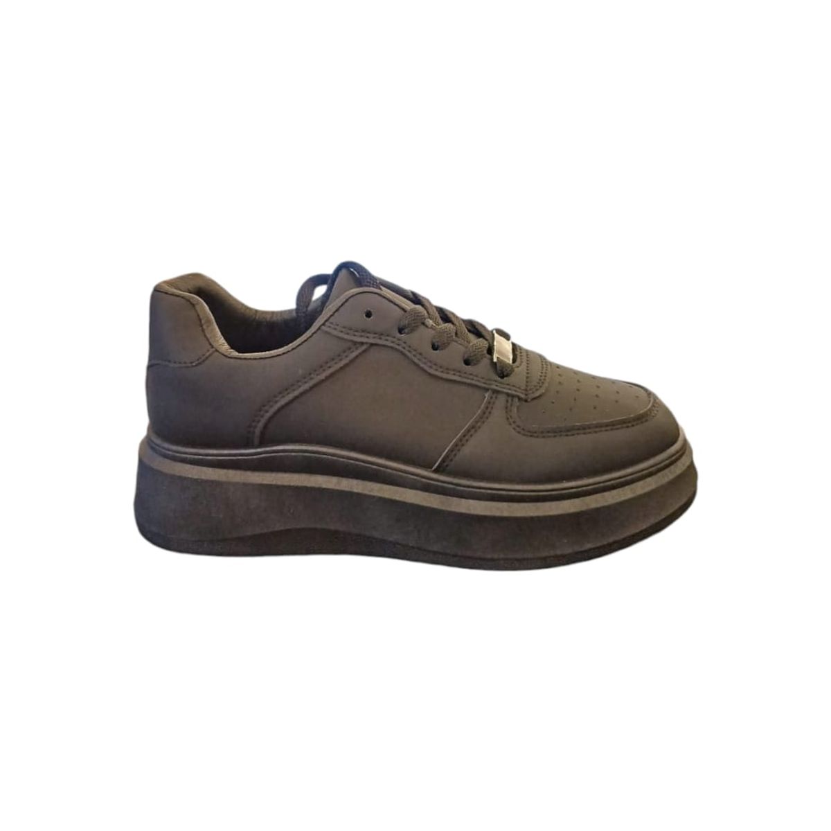 HERIEL - Zapatilla Negra Plataforma Mujer