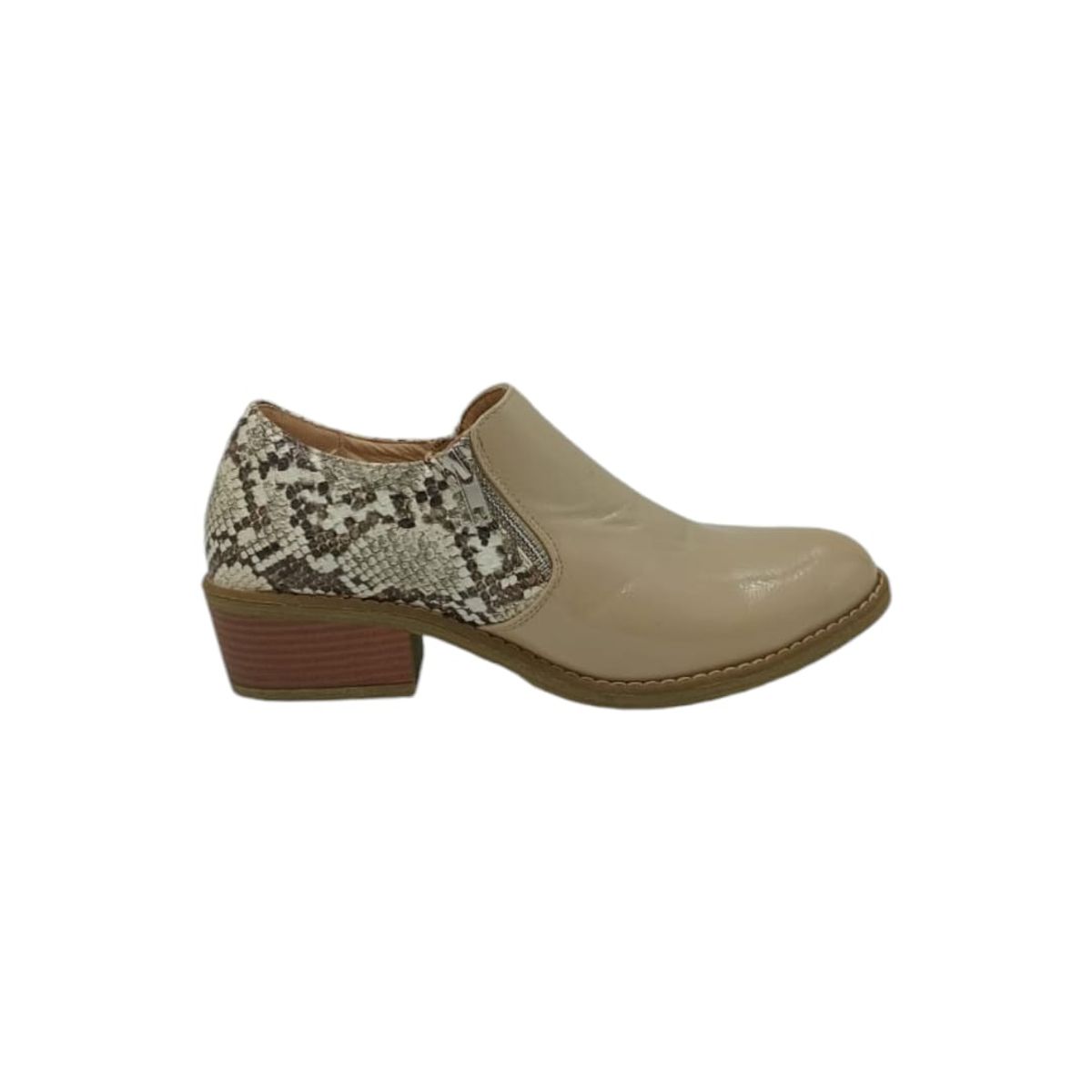 HERIEL - Zapato Beige Charol Mujer