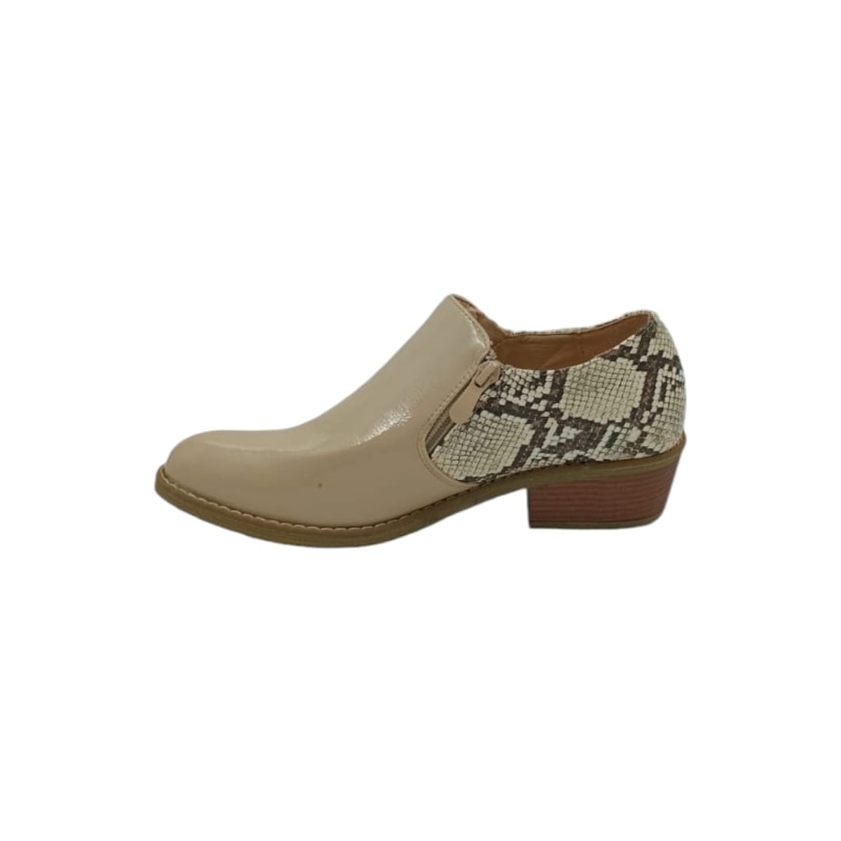 HERIEL - Zapato Beige Charol Mujer