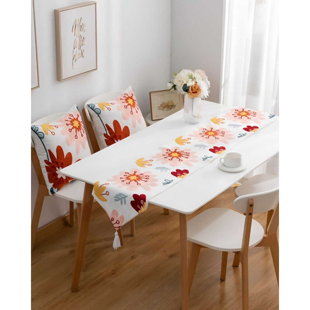 GENERICO - Camino de mesa bordado 33x180 cm.