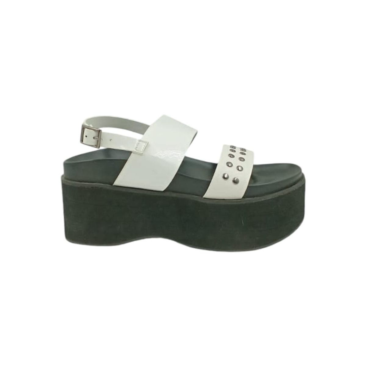 HERIEL - Sandalia Blanca Plataforma Tachas