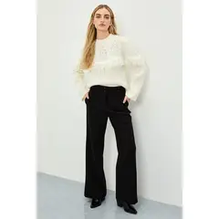 IO - Pantalon Negro Mujer