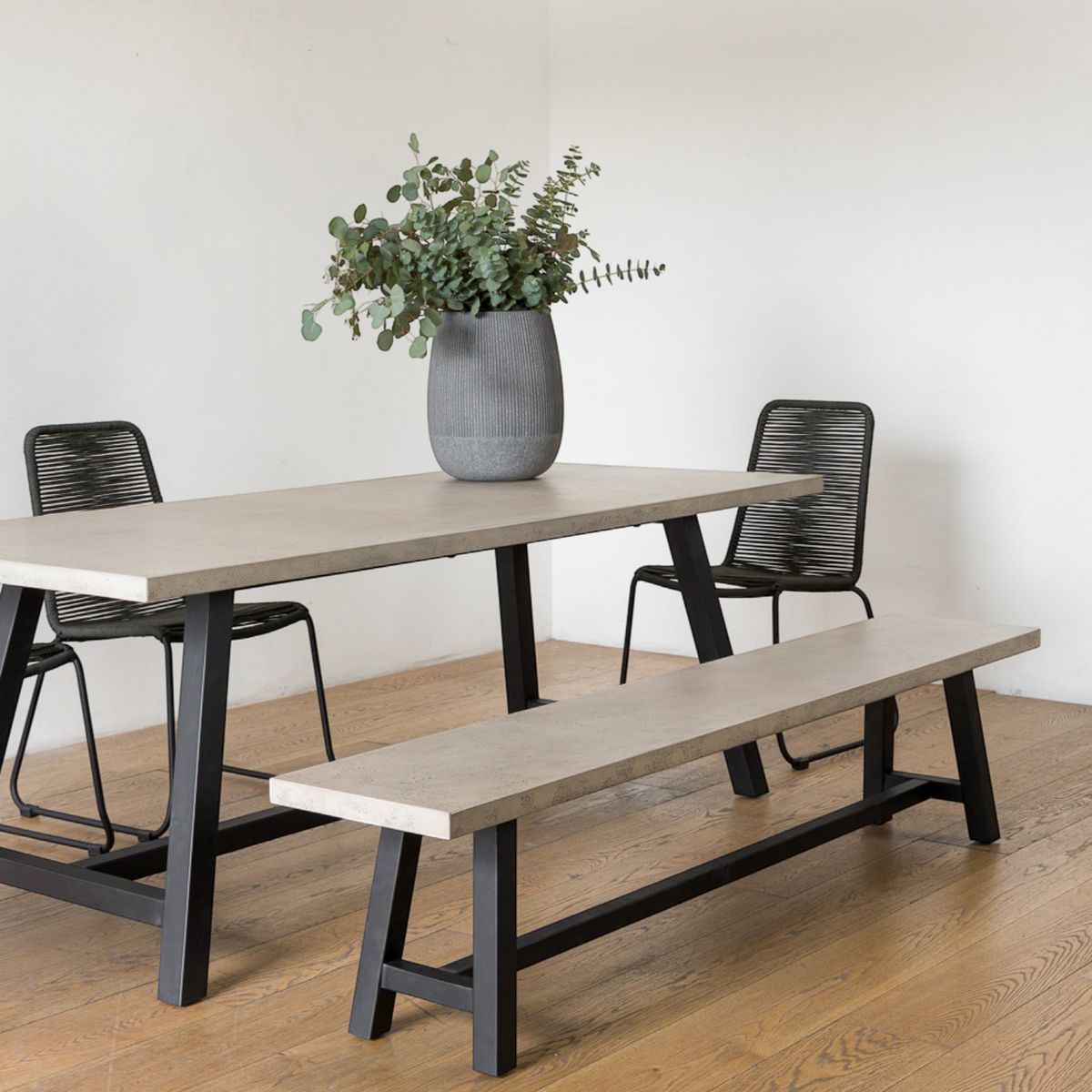 AMOBLE - Banqueta Dublin Cemento 200 Amoblé