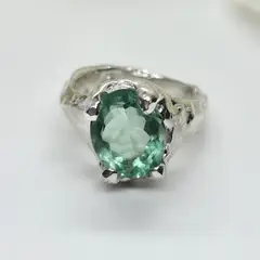 GENERICO - Anillo de plata estilo rústico con fluorita verde