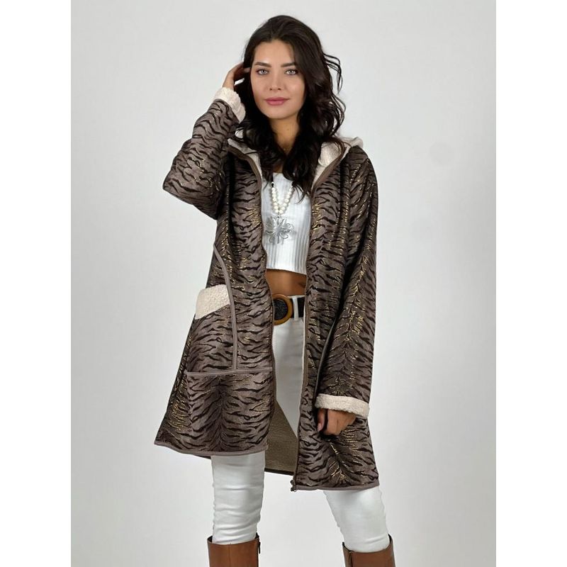 ENIGMATICA BOUTIQUE - Chaqueta Gamuza con Chiporro Print Cebra Beige.