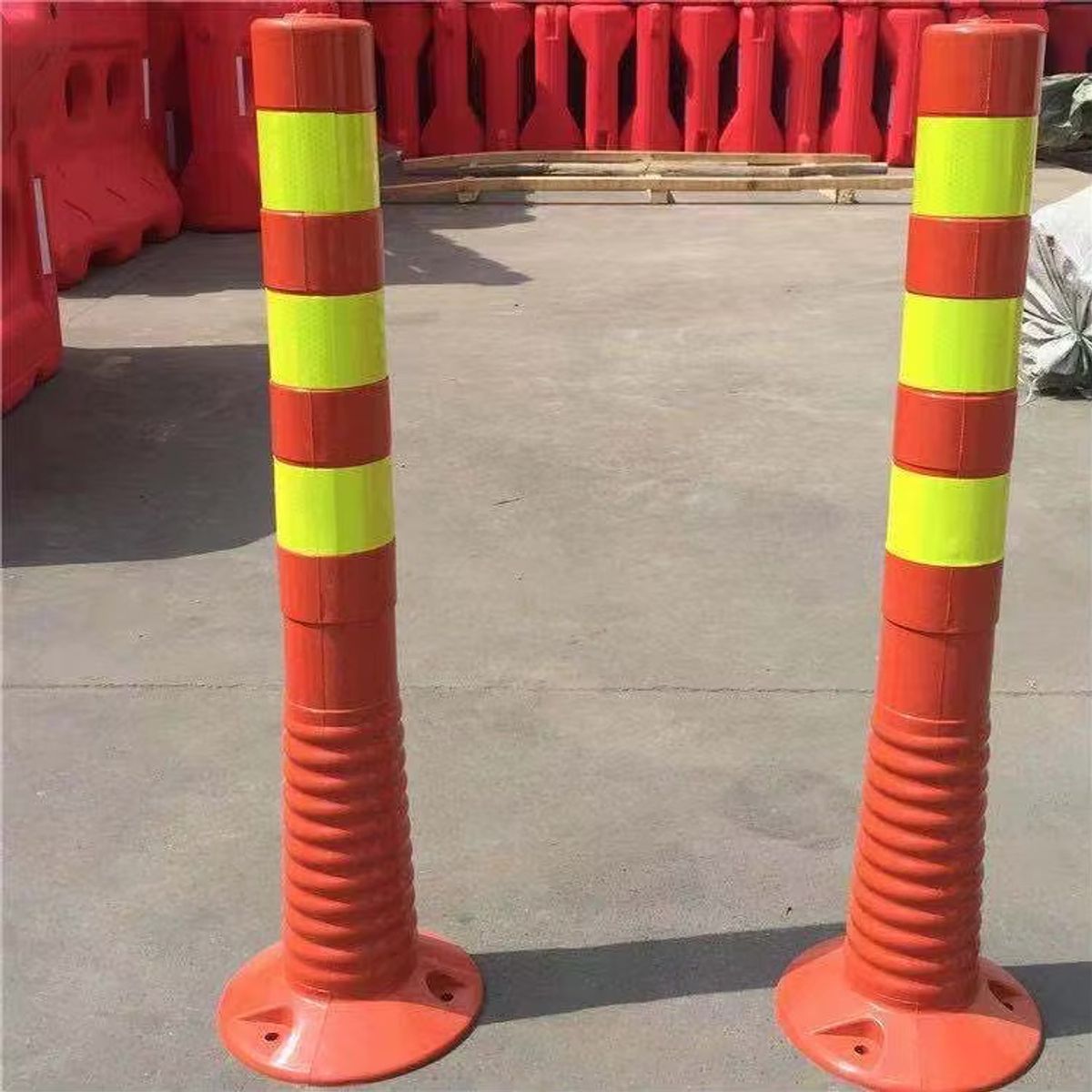 GENERICO - Hito Vialidad Vial Poliuretano 73 Cm 3 Cintas Naranjo