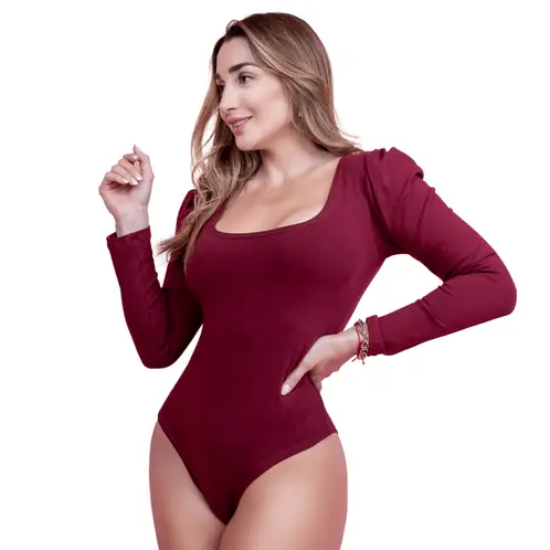 MABELLE - BODY ESCOTE CUADRADO FRUNCIDO
