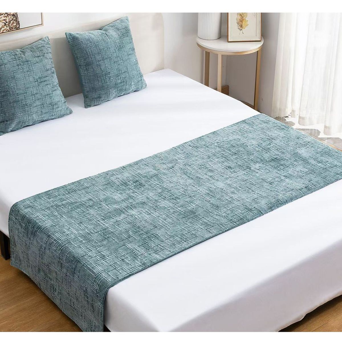 GENERICO - Set Piecera Chenille Menta + 2 Fundas cm  2 Plazas o King