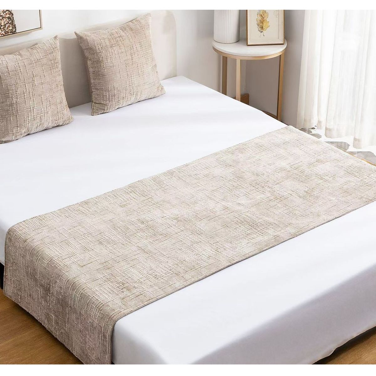 GENERICO - Set Piecera Chenille Beige + 2 Fundas cm  2 Plazas o King