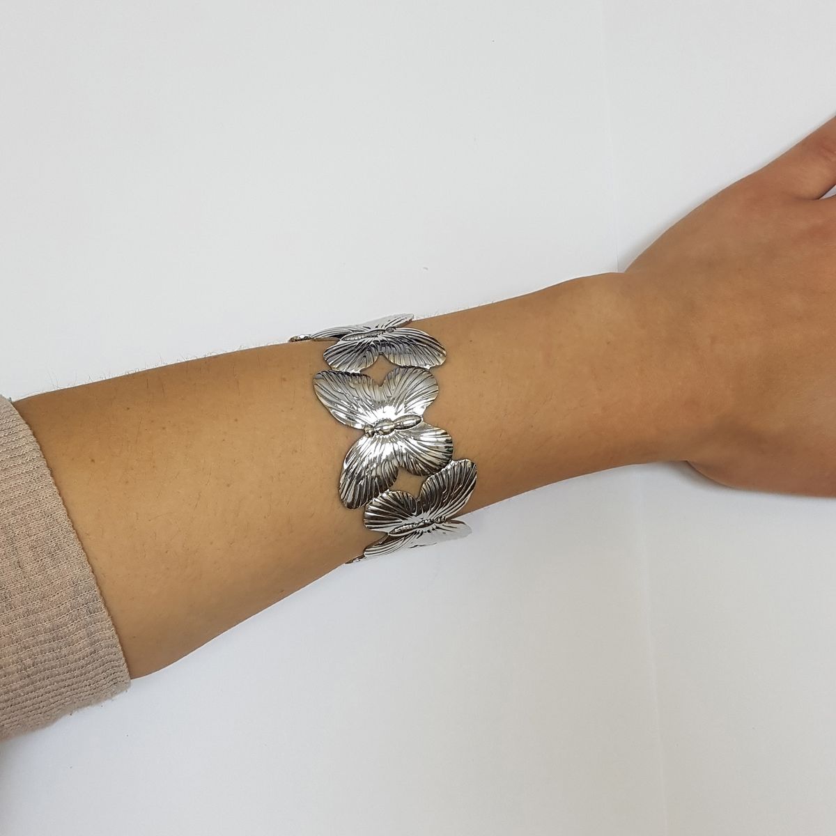 GENERICO - Brazalete  Pulsera Fantasía Elegancia Macpi