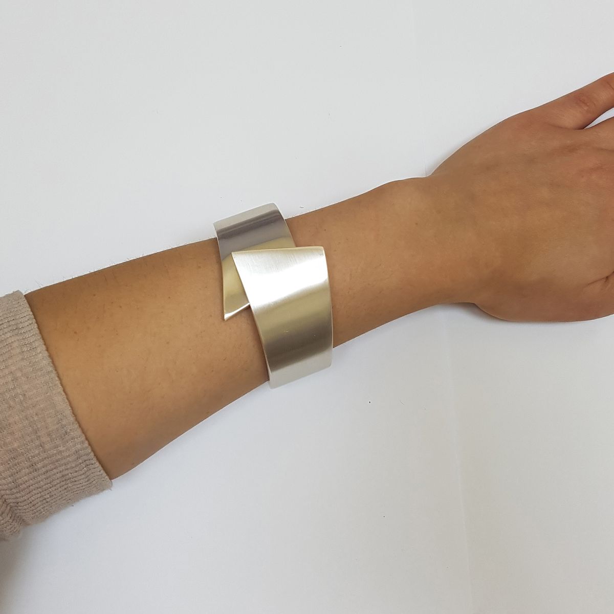 GENERICO - Brazalete  Pulsera Fantasía Elegancia Alta