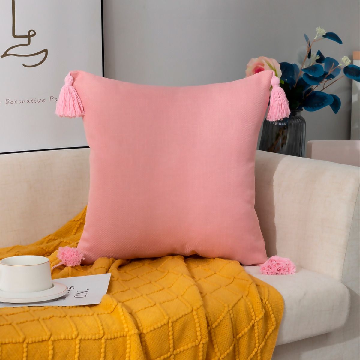 ALTERNATIVE - Funda Cojin 45x45 cm - Rosa Delicado con Borlas Elegantes - 615