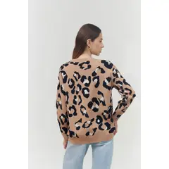 GUINDA - Sweater estampado leopardo Dafne Guinda.