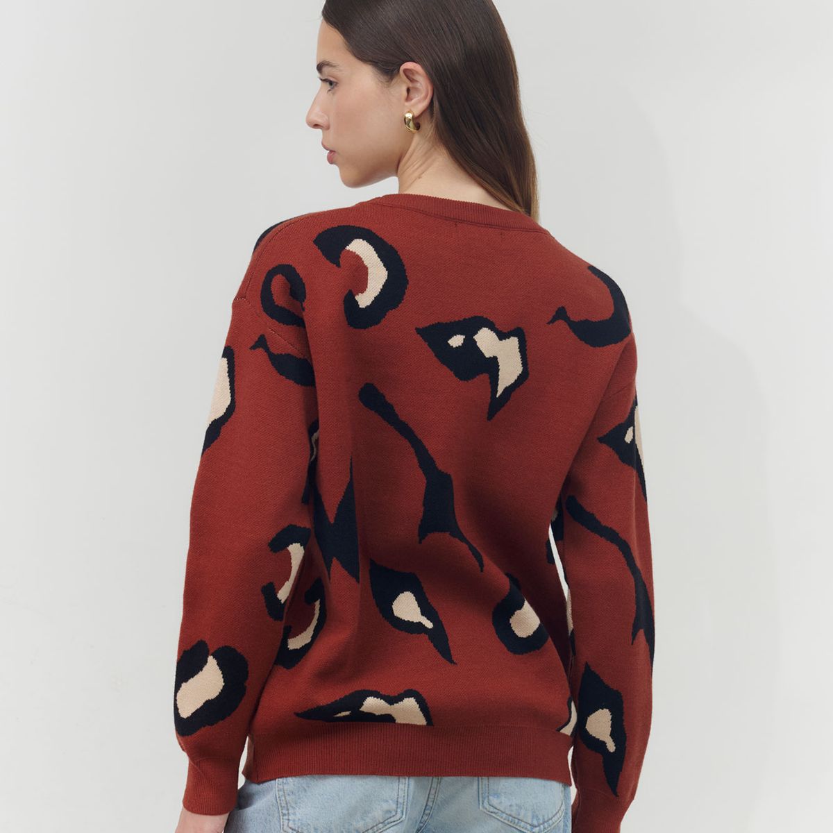 GUINDA - Sweater cuello redondo Neon Guinda
