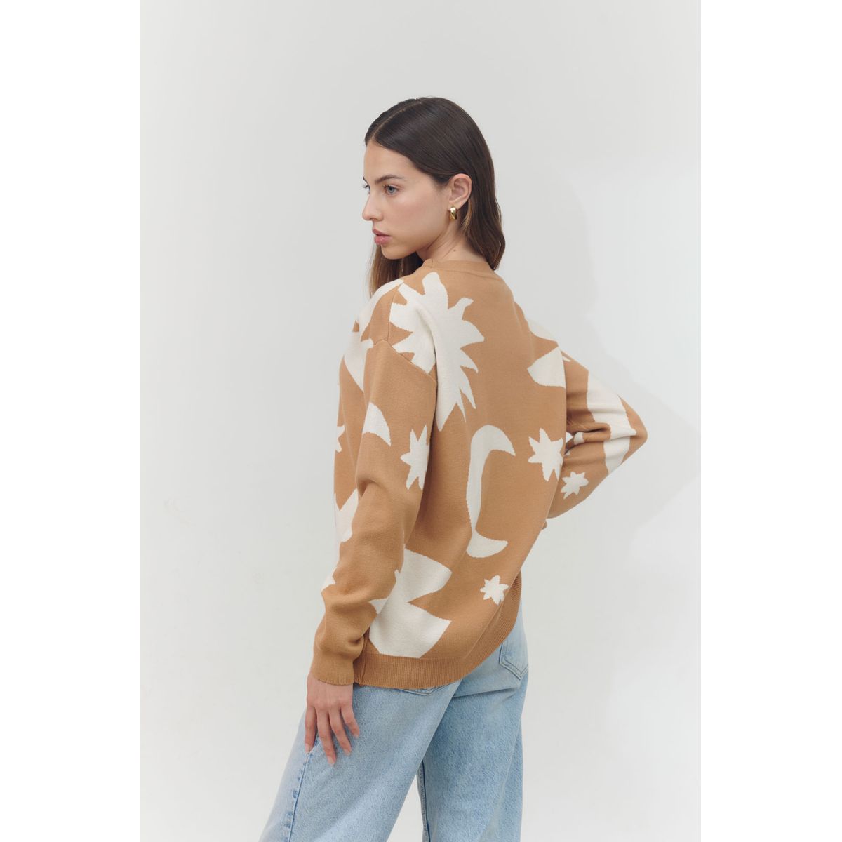 GUINDA - Sweater estampado estrellas Indo Guinda.