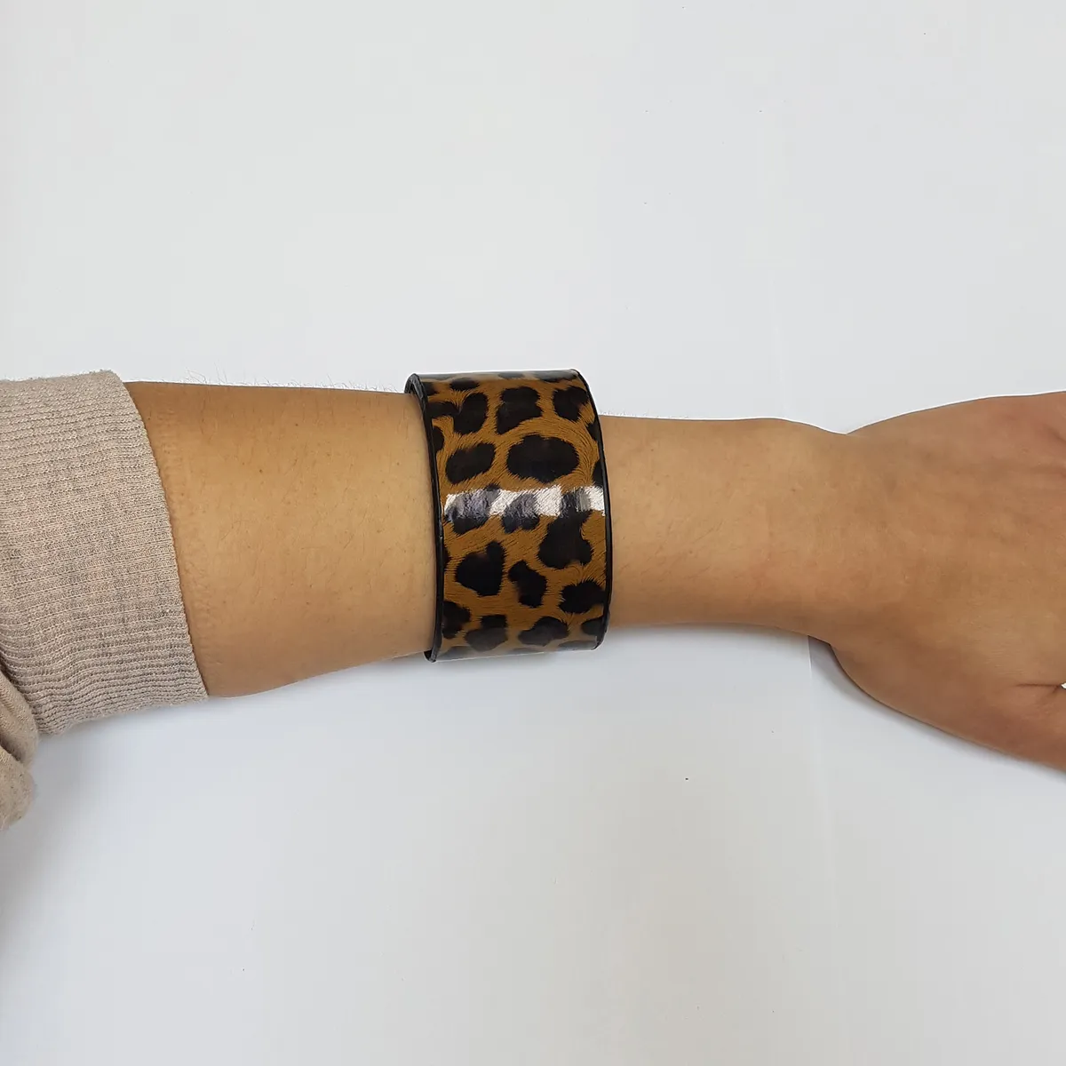 GENERICO - Brazalete  Pulsera Fantasía Elegancia Laug