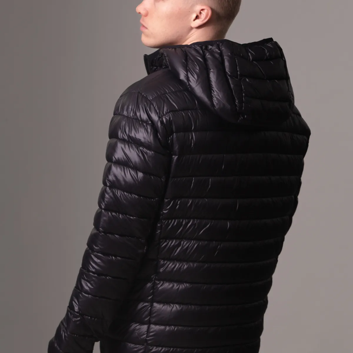 CALVIN KLEIN - Parka con Gorro Packable Negro Calvin Klein