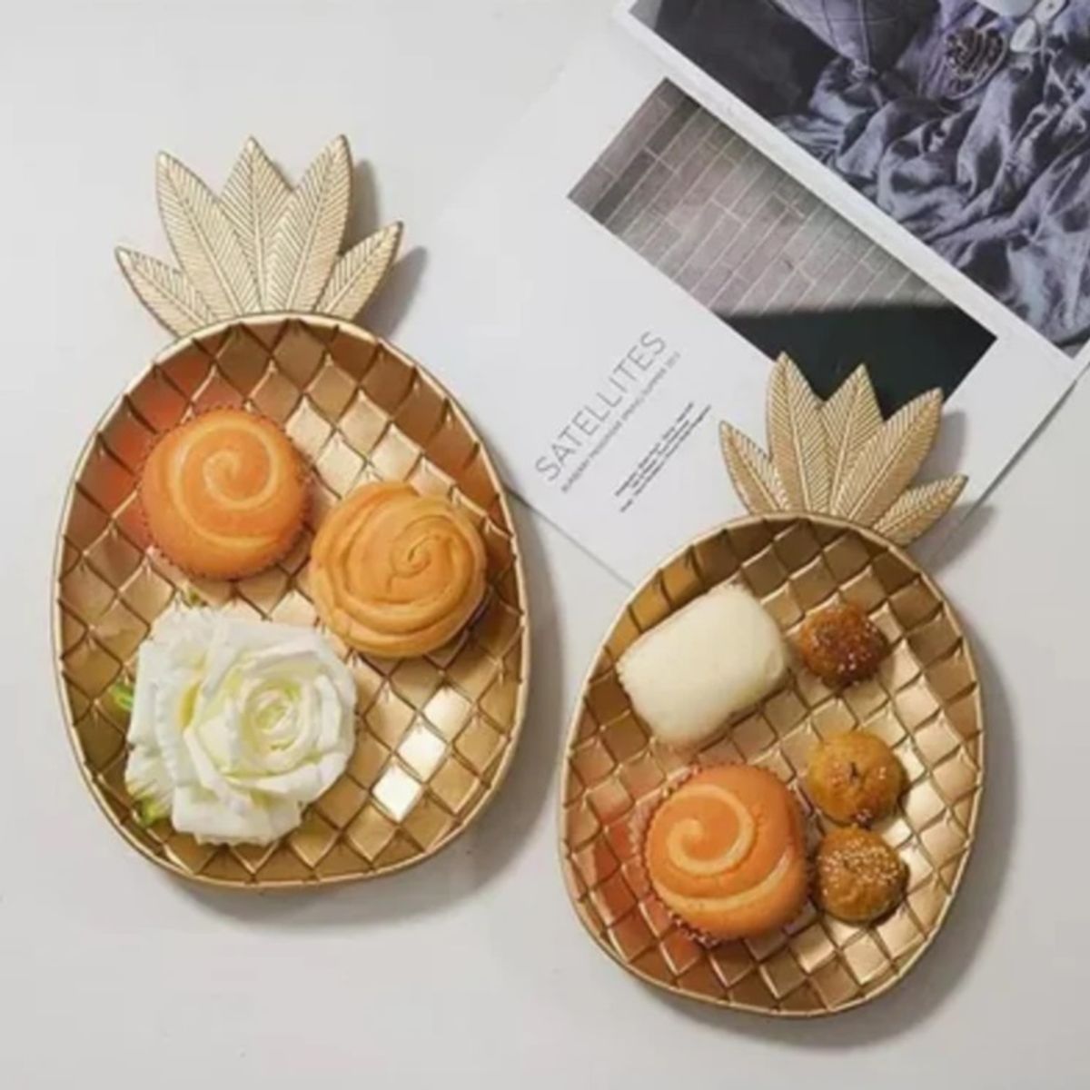 GENERICO - Pack 2 Bandejas de Piña Gold Decorativas