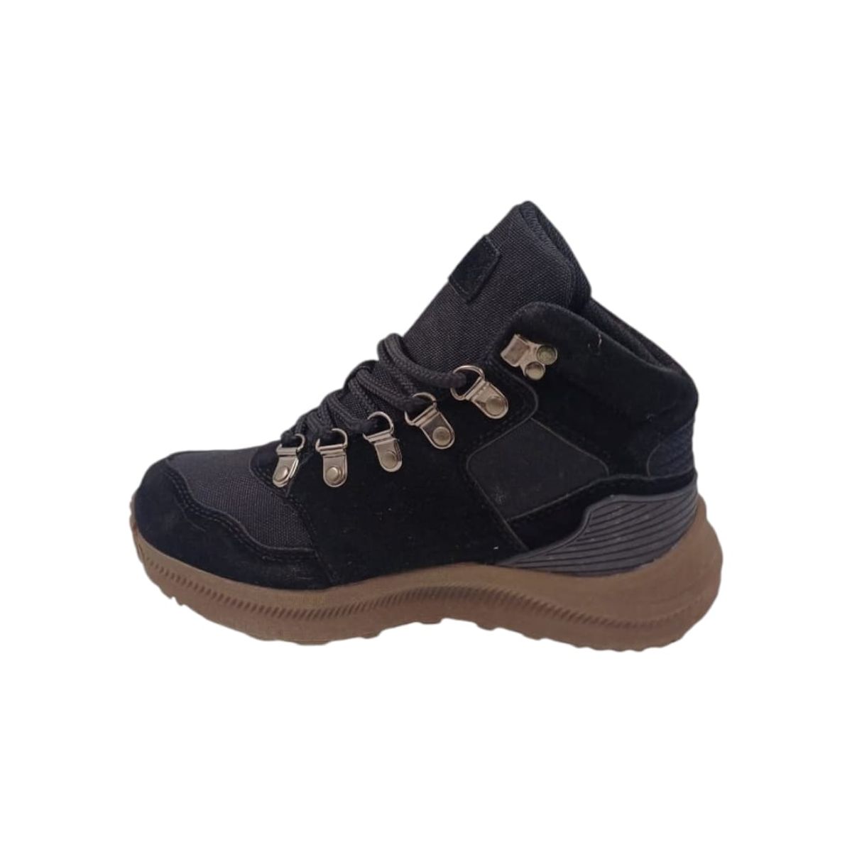 HERIEL - Zapatilla Outdoor Negra Mujer