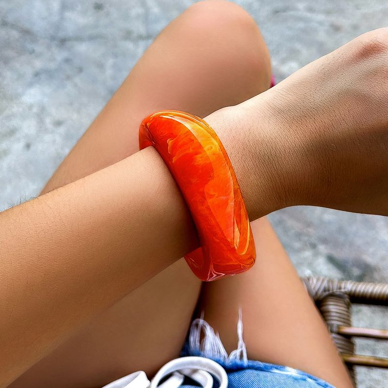 TIOZONEY - Pulseras gruesas de acrílico para mujer