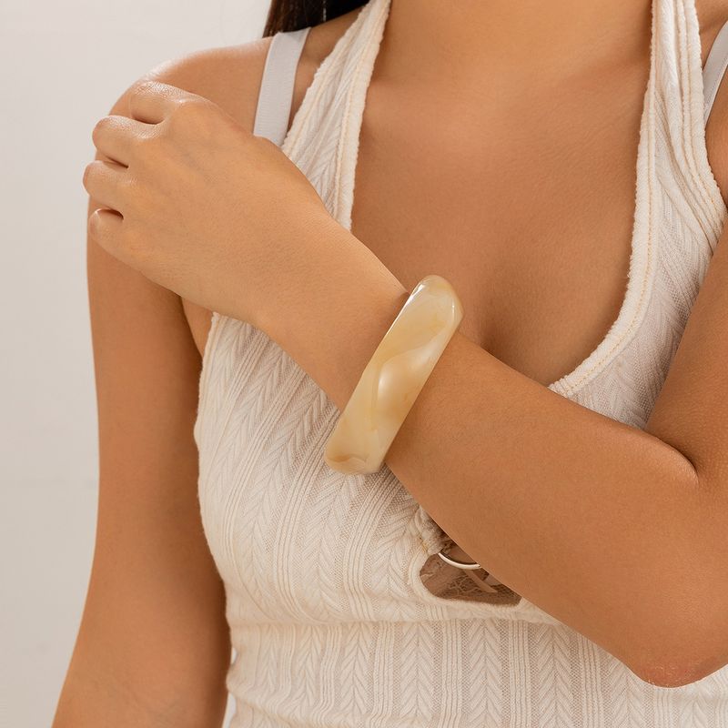 TIOZONEY - Pulseras gruesas de acrílico para mujer