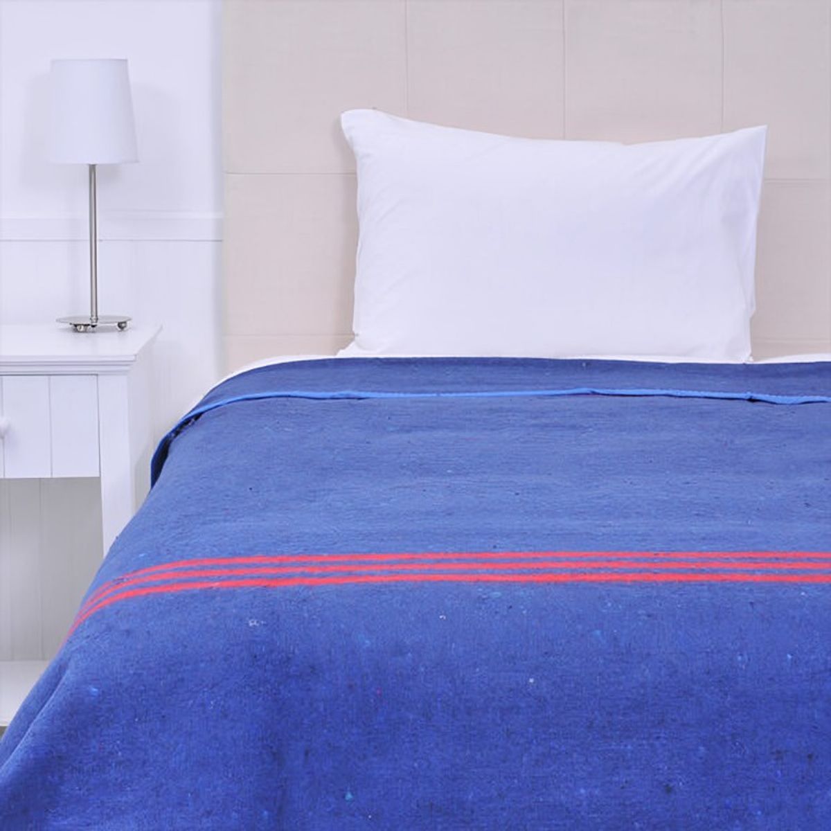 PLUMETTI - Frazada Térmica Single  Líneas Azul  Plumetti