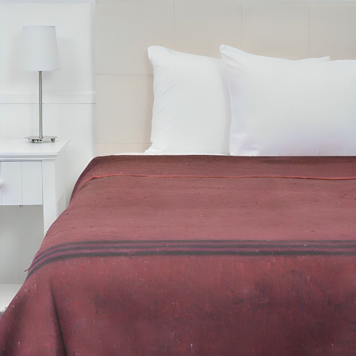 PLUMETTI - Frazada Térmica Queen  Líneas Rojo  Plumetti