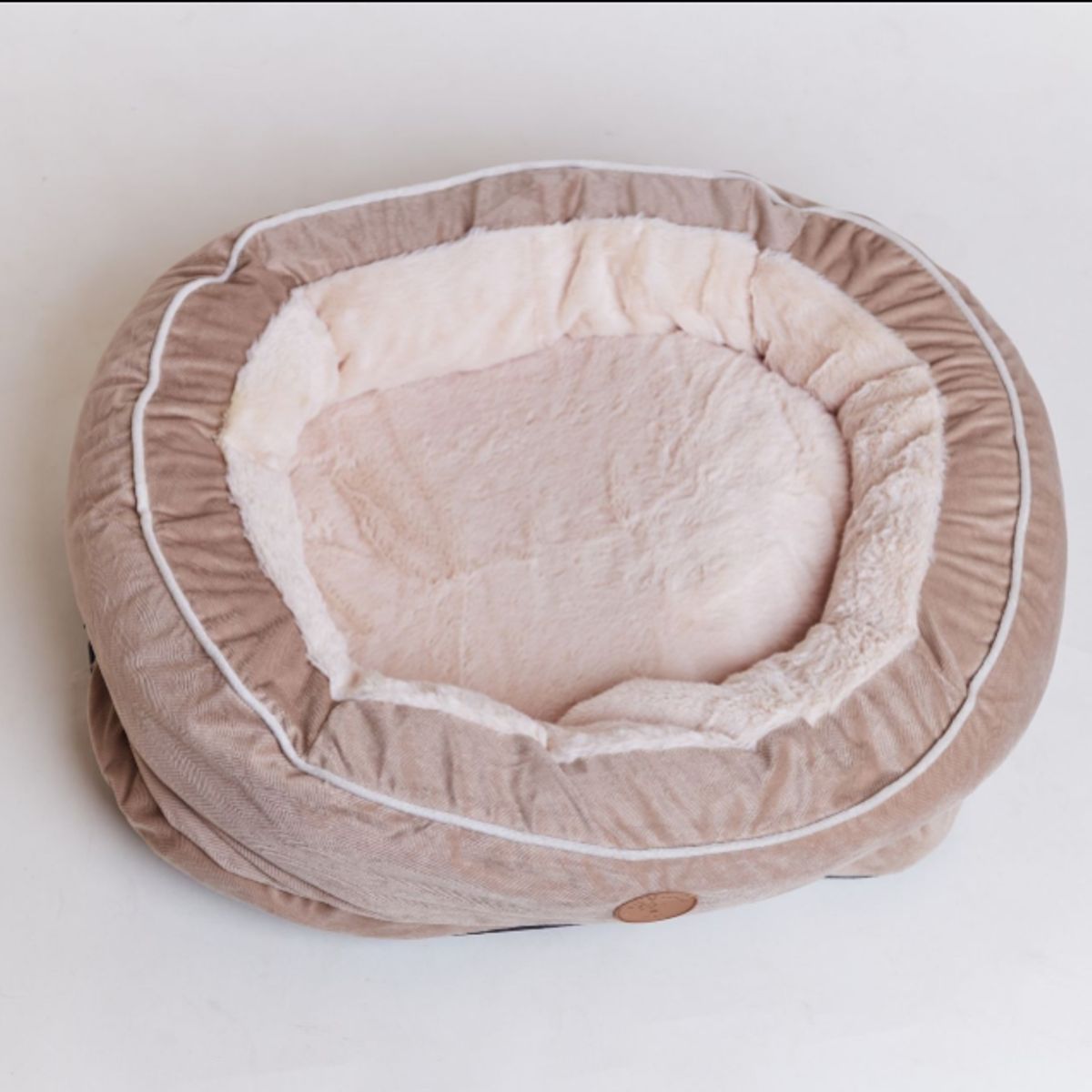 DOG REPUBLIC - Cama de Perros Mediana Lavable Beige M Ulmo Animal Republic