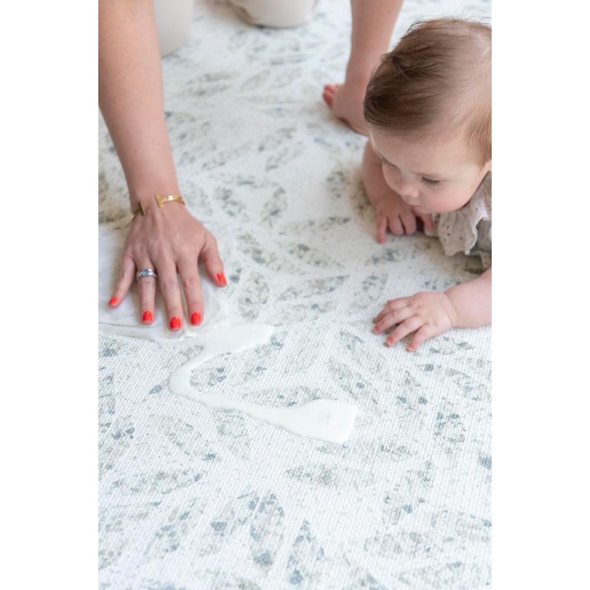 GENERICO - Alfombra Playmat Reversible Antigolpe Hojas 140 cm