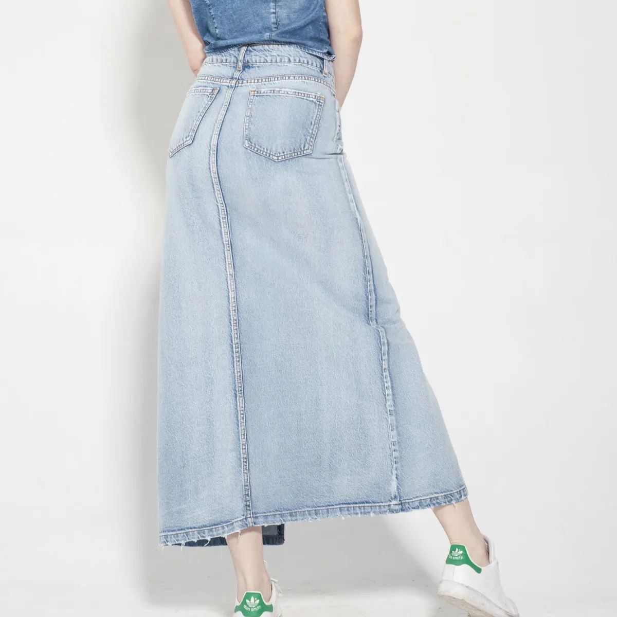 MOMCHIC - Falda Larga Sofia Celeste