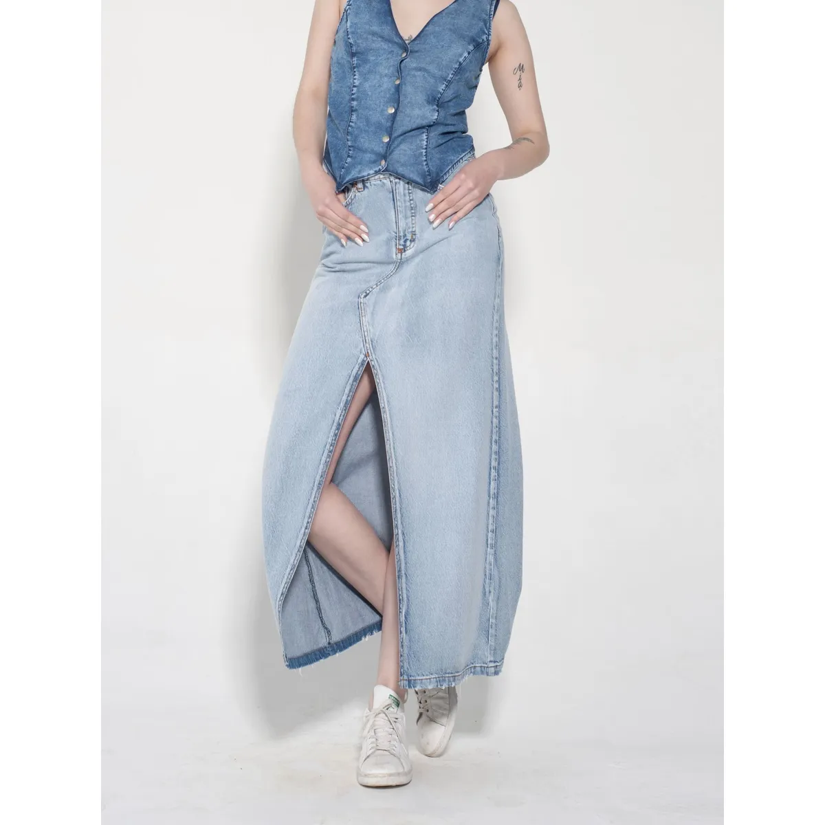 MOMCHIC - Falda Larga Sofia Celeste