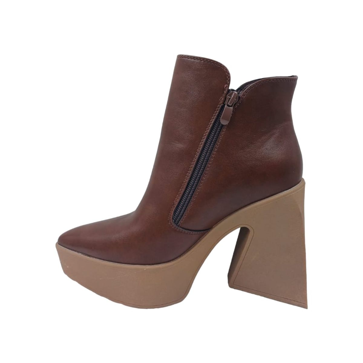 HERIEL - Bota Café Plataforma Mujer.