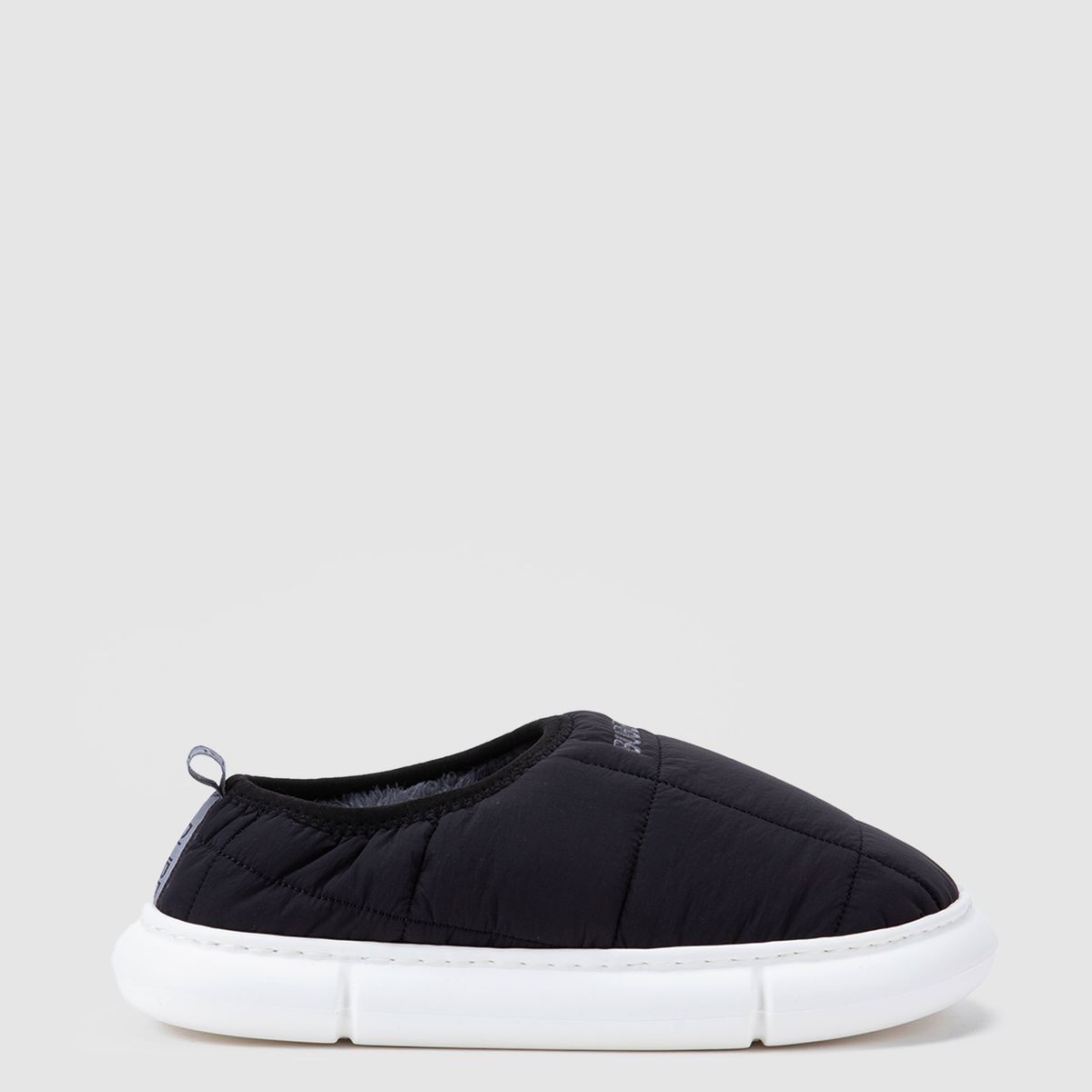 BUBBA - Pantuflas Moon Noir Bubba Essentials