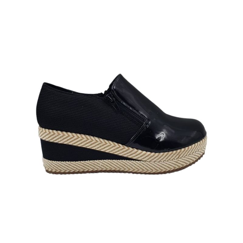 HERIEL - Zapato Panchita Negro Charol Plataforma