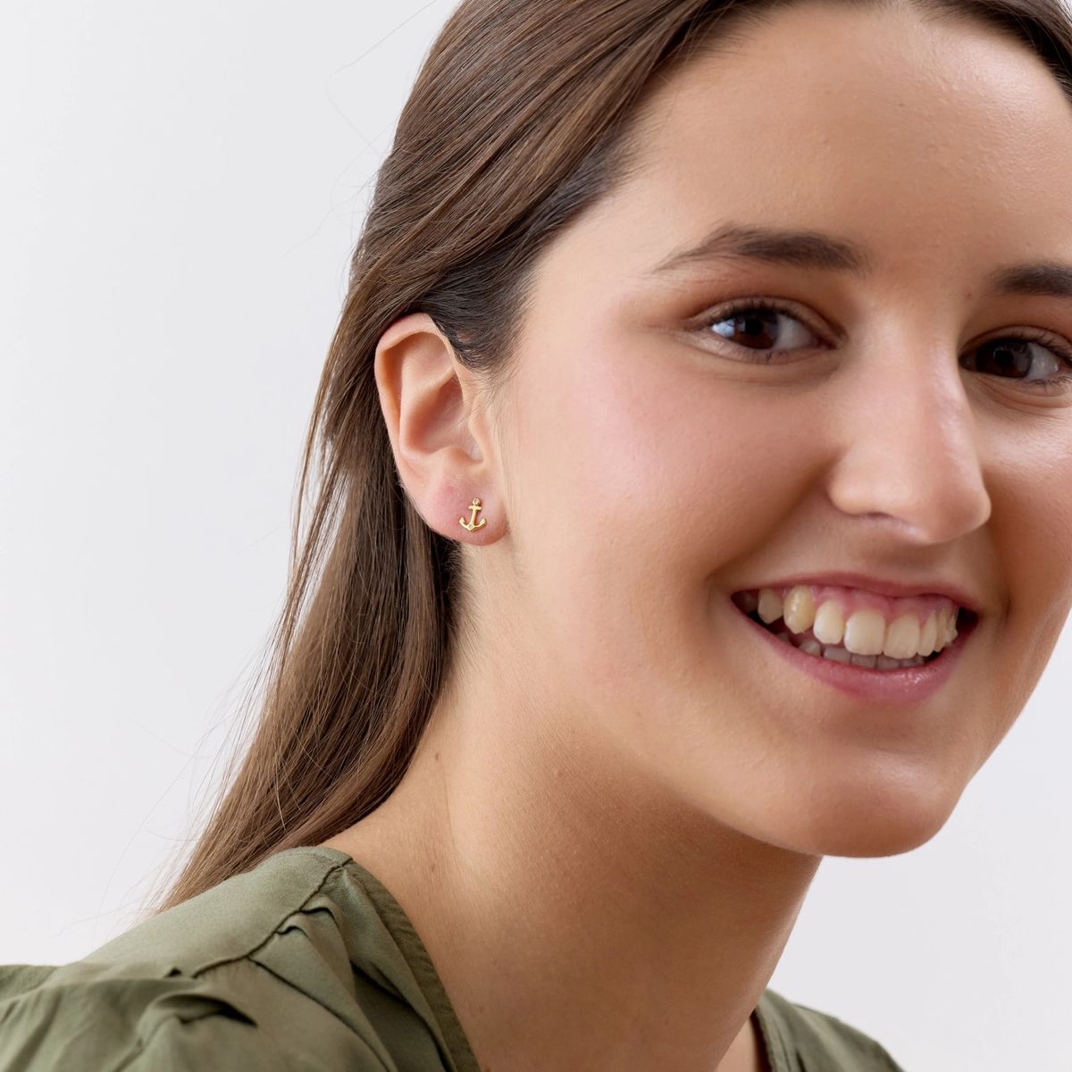 TIANA JOYAS - Aro de Ancla con Circones de Plata 925 enchapada en Oro 18k