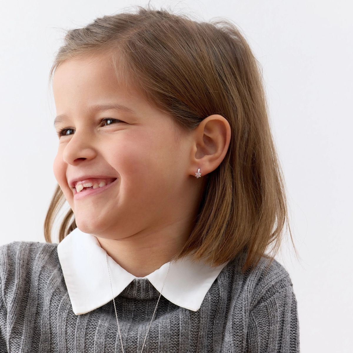 TIANA JOYAS - Aro Argollas de Flor con Circones de Plata 925